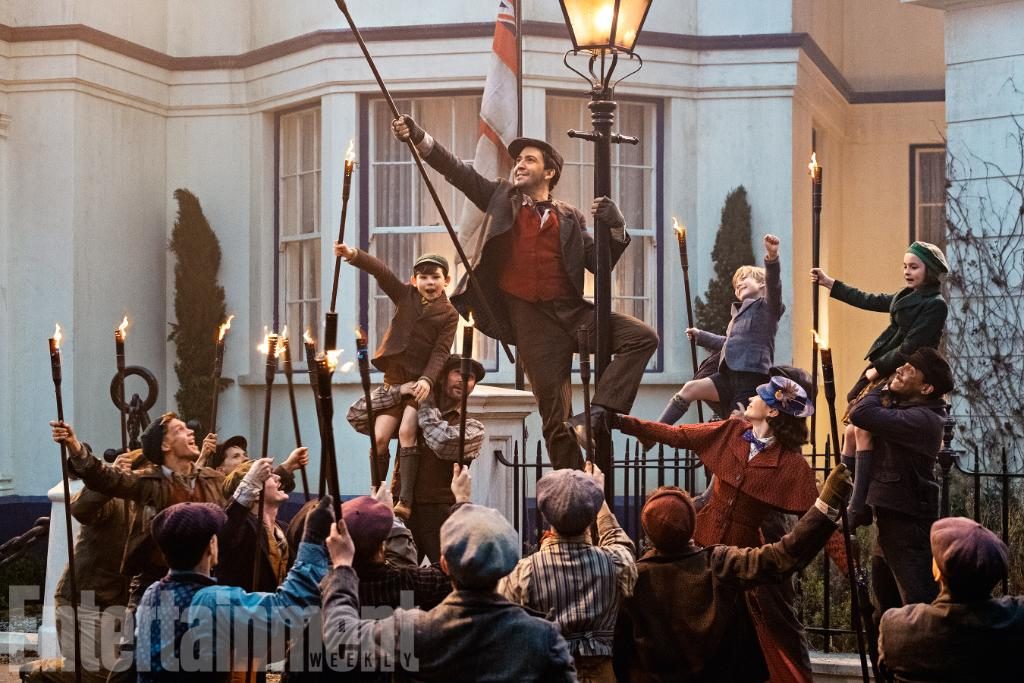 Mary Poppins Returns - Trip a Little Light Fantastic