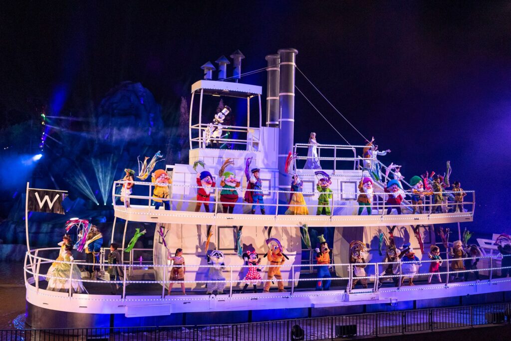 Fantasmic returns to Walt Disney World reimagined with new characters and upgraded technology