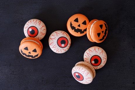 pumpkin macaron